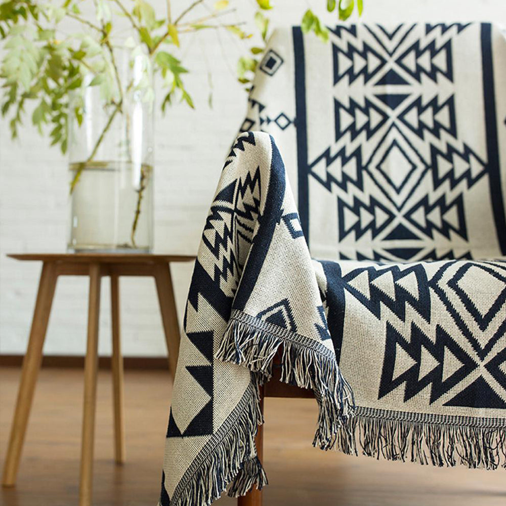 PIPIOL GEOMETRIC BLANKET