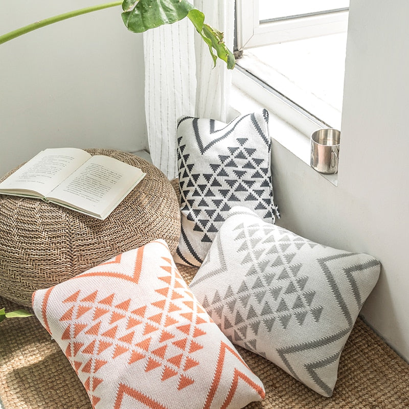 TAHI CUSHION COVER
