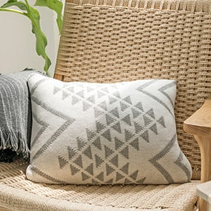 TAHI CUSHION COVER