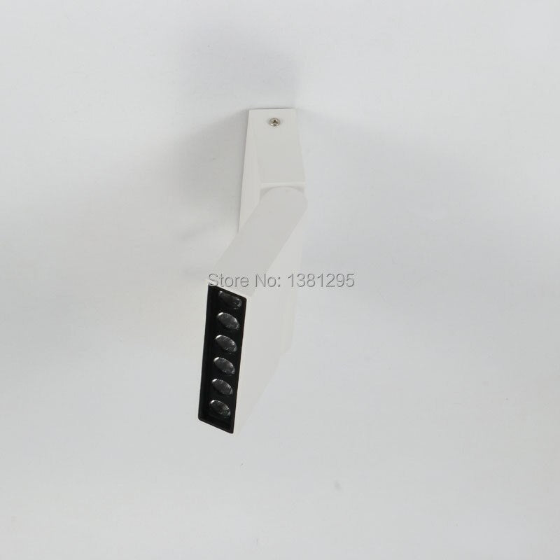 LERAMP, SURFACE MOUNTED SPOTLIGHT