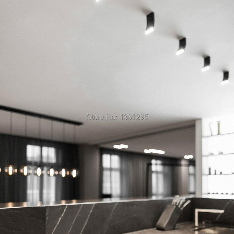 LERAMP, SURFACE MOUNTED SPOTLIGHT