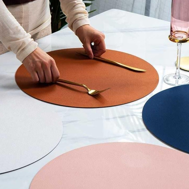 REDONDO LEATHER TABLE MAT