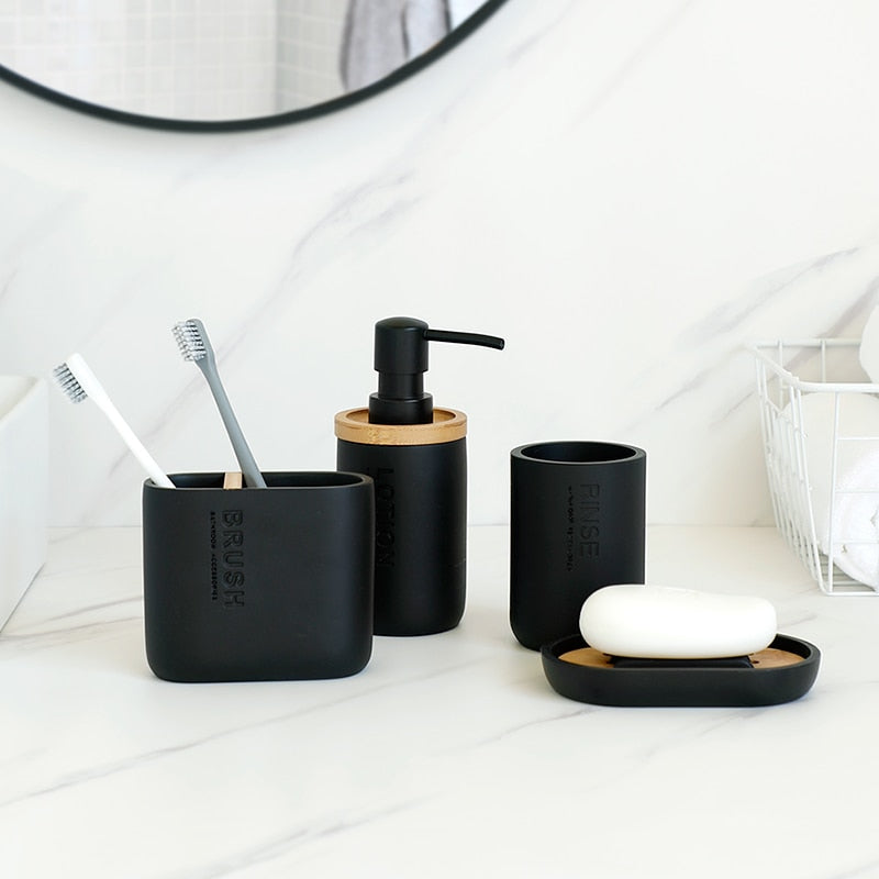 BATHROOM ACCESSORIES SET